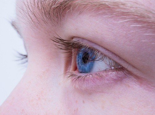 woman with blue eyes