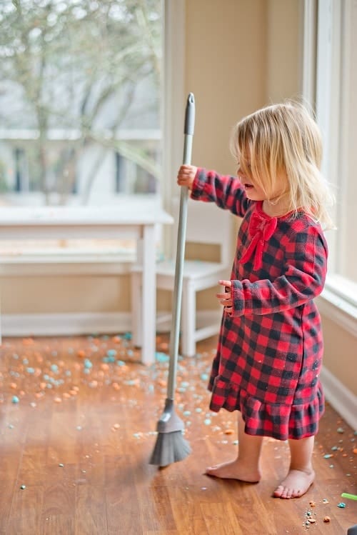 Girl clean the floor