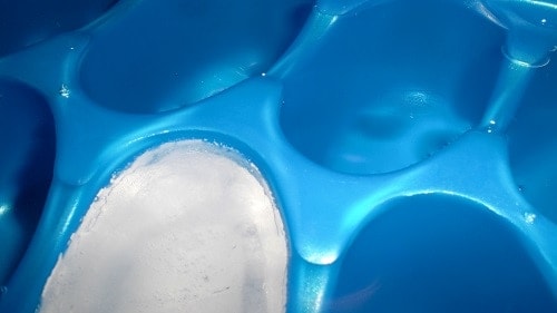 oblong styled ice tray
