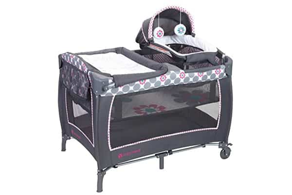 Baby Trend Lil Snooze Deluxe 2 Nursery Center, Daisy Dots