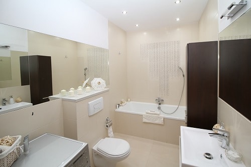 bathroom with sink