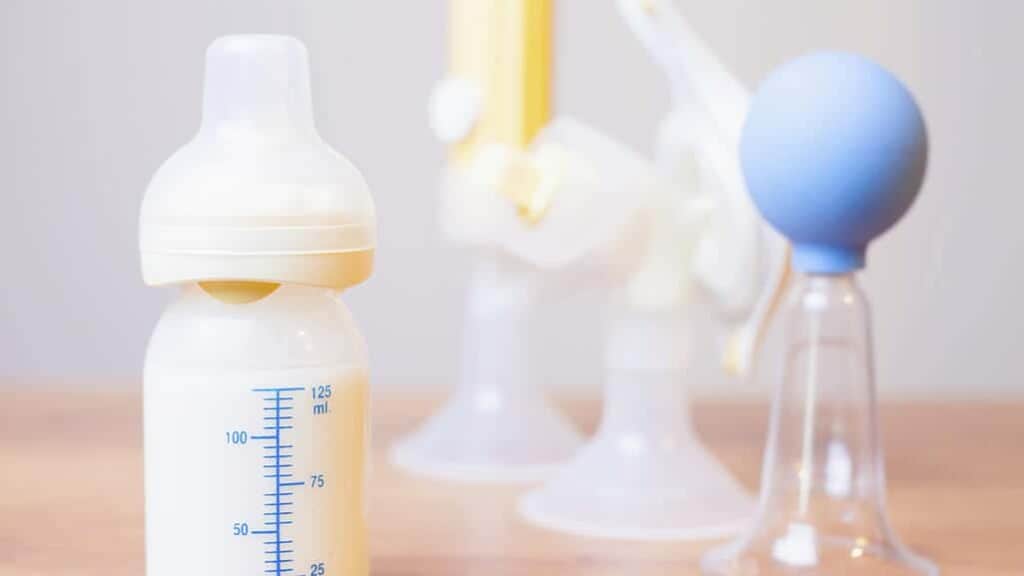 Expressing breastmilk at work