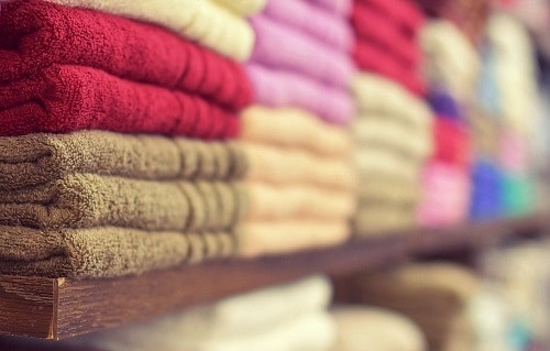 Assorted color of towels