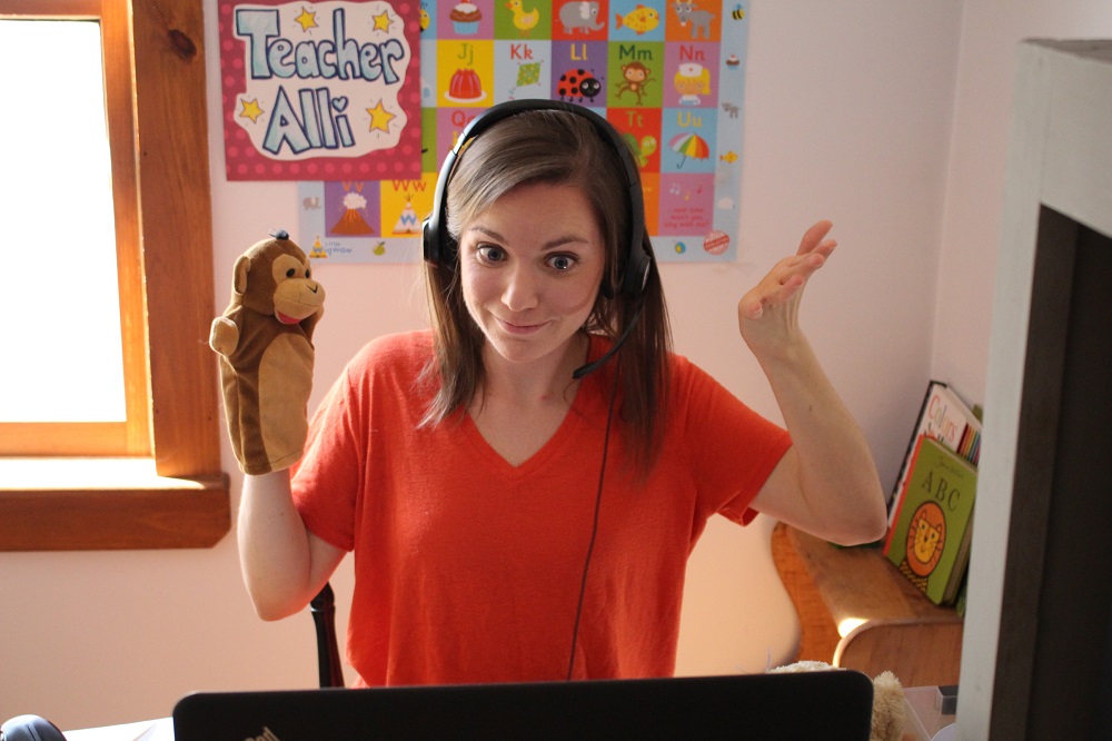 vipkid teacher in action