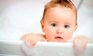 how to baby proof your bath tub safely
