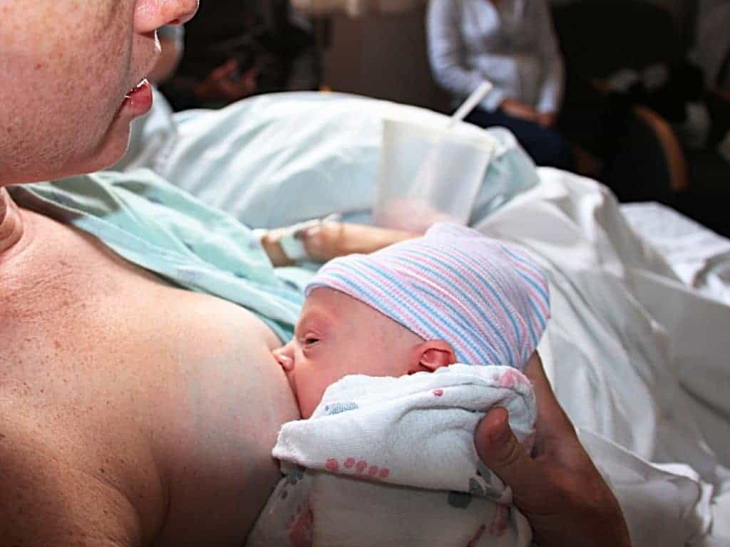breastfeeding mommy