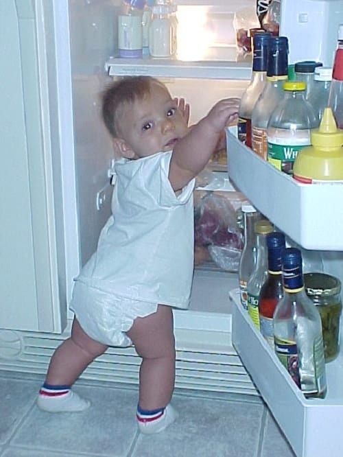 baby open the refrigerator